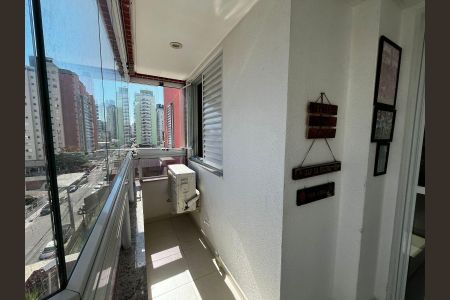 Apartamento para alugar com 150m², 3 quartos e 2 vagas Apartamento para alugar com 150m², 3 quartos e 2 vagasVaranda