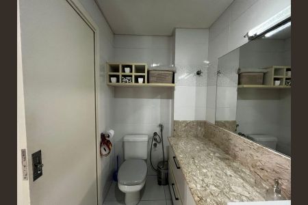 Apartamento para alugar com 150m², 3 quartos e 2 vagas Apartamento para alugar com 150m², 3 quartos e 2 vagasBanheiro