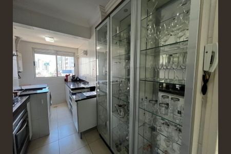 Apartamento para alugar com 150m², 3 quartos e 2 vagas Apartamento para alugar com 150m², 3 quartos e 2 vagasCozinha