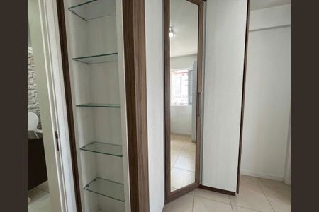 Apartamento para alugar com 150m², 3 quartos e 2 vagas Apartamento para alugar com 150m², 3 quartos e 2 vagasQuarto