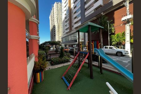 Apartamento para alugar com 150m², 3 quartos e 2 vagas Apartamento para alugar com 150m², 3 quartos e 2 vagasPlayground