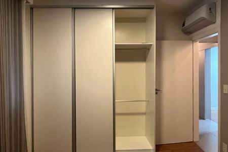 Apartamento para alugar com 175m², 4 quartos e 1 vagaQuarto 1