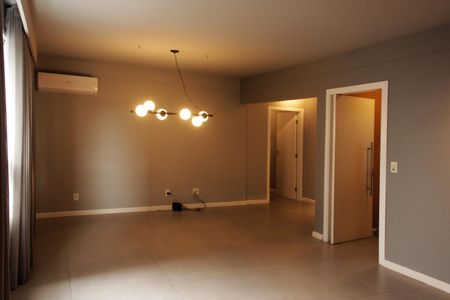 SalaSala de apartamento para alugar com 4 quartos, 175m² em Gonzaga, Santos