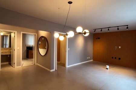 Sala de apartamento para alugar com 4 quartos, 175m² em Gonzaga, Santos