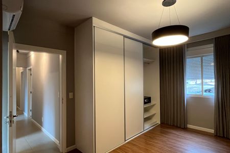 Apartamento para alugar com 175m², 4 quartos e 1 vagaSuíte