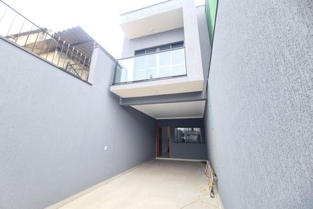 Casa à venda com 130m², 3 quartos e 2 vagasGaragem