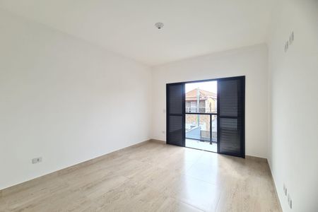 Casa à venda com 130m², 3 quartos e 2 vagasSuite