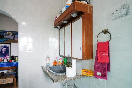 Casa à venda com 254m², 2 quartos e 4 vagasBanheiro da suíte 2