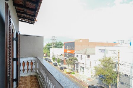 Casa à venda com 254m², 2 quartos e 4 vagasVaranda da suíte 1