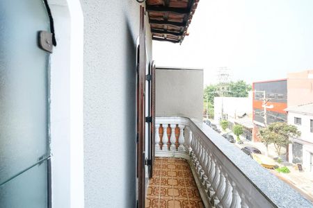 Casa à venda com 254m², 2 quartos e 4 vagasVaranda da suíte 1