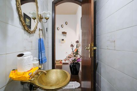 Casa à venda com 254m², 2 quartos e 4 vagasLavabo