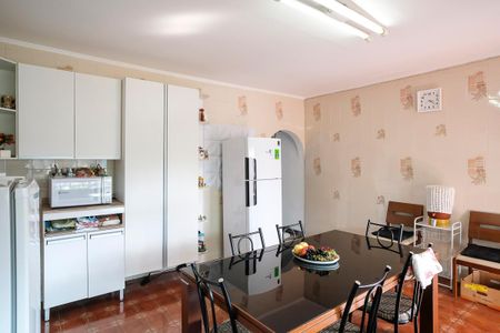 Casa à venda com 254m², 2 quartos e 4 vagasCozinha