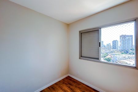 Apartamento à venda com 71m², 3 quartos e 2 vagasQuarto 3