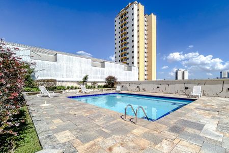 Apartamento à venda com 71m², 3 quartos e 2 vagasÁrea comum - Piscina