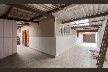 Casa à venda com 170m², 3 quartos e 6 vagasÁrea de Serviço