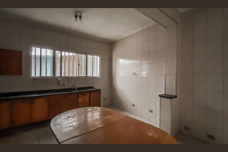Casa à venda com 170m², 3 quartos e 6 vagasCozinha 