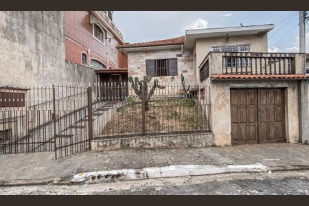 Casa à venda com 170m², 3 quartos e 6 vagasFachada 