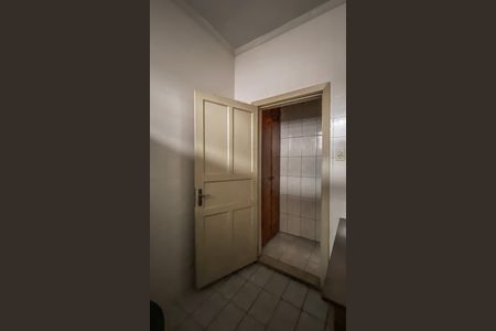 Casa à venda com 170m², 3 quartos e 6 vagasBanheiro 