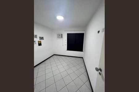 Quarto de apartamento para alugar com 2 quartos, 41m² em Jardim das Margaridas, Salvador