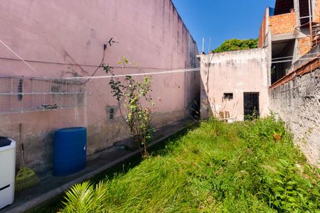 Casa à venda com 65m², 1 quarto e 1 vagaQuintal