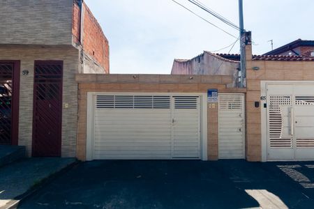 Casa à venda com 65m², 1 quarto e 1 vagaFachada