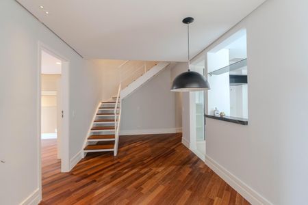 Sala de apartamento para alugar com 2 quartos, 126m² em Liberdade, São Paulo