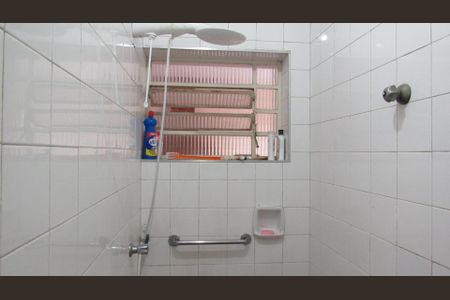 Casa à venda com 270m², 4 quartos e 3 vagasBanheiro 2