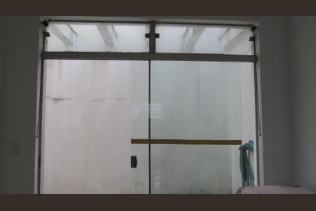 Casa à venda com 270m², 4 quartos e 3 vagasÁrea externa