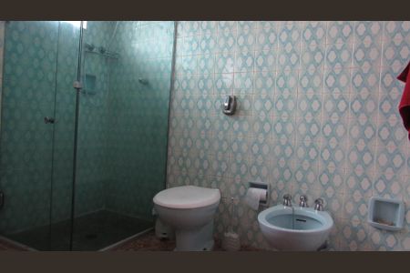 Casa à venda com 270m², 4 quartos e 3 vagasBanheiro 4