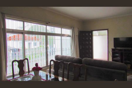Casa à venda com 270m², 4 quartos e 3 vagasSala