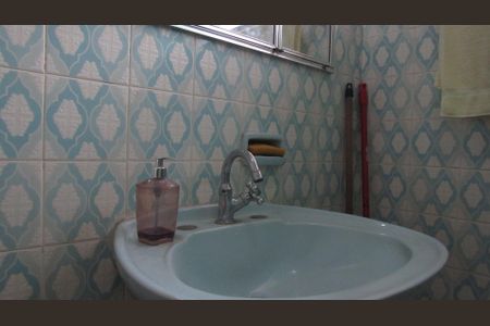 Casa para alugar com 270m², 4 quartos e 3 vagasBanheiro 4