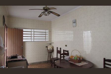 Casa à venda com 270m², 4 quartos e 3 vagasCozinha 2