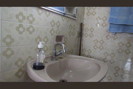 Casa à venda com 270m², 4 quartos e 3 vagasBanheiro 3