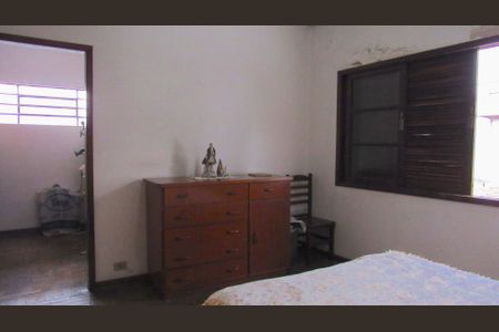 Casa à venda com 270m², 4 quartos e 3 vagasSuíte 