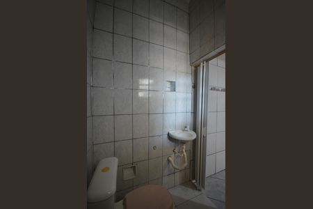 Casa para alugar com 30m², 1 quarto e sem vagaBanheiro