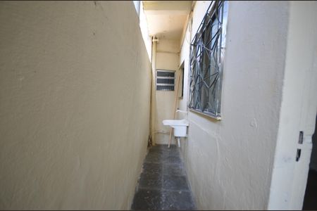 Casa para alugar com 30m², 1 quarto e sem vagaÁrea de Serviço