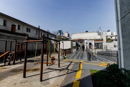 Apartamento para alugar com 44m², 2 quartos e sem vaga Apartamento para alugar com 44m², 2 quartos e sem vagaÁrea comum - Playground