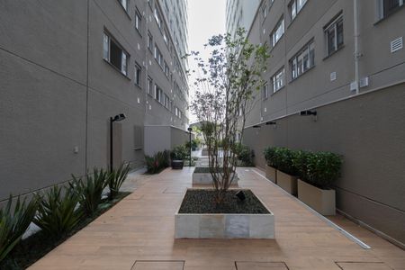 Apartamento à venda com 37m², 2 quartos e sem vaga Apartamento à venda com 37m², 2 quartos e sem vagaÁrea Comum