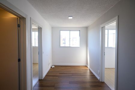 Sala  de apartamento para alugar com 2 quartos, 35m² em Usina Piratininga, São Paulo