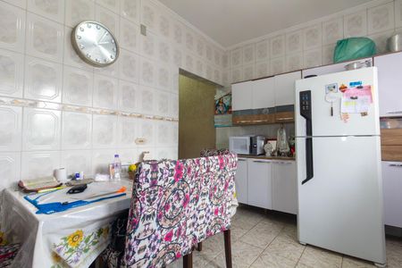 Casa à venda com 195m², 3 quartos e 2 vagasCozinha