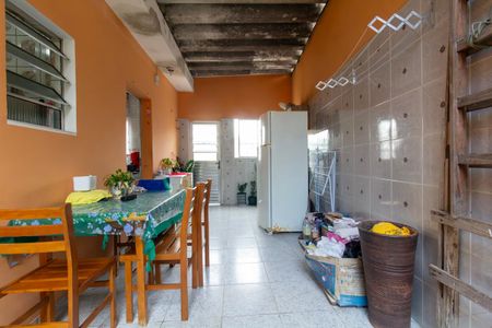 Casa à venda com 195m², 3 quartos e 2 vagasÁrea de Serviço