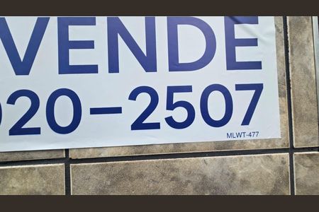 Casa à venda com 195m², 3 quartos e 2 vagasFachada-plaquinha