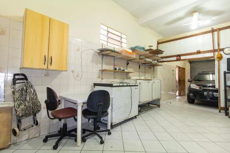 Casa à venda com 195m², 3 quartos e 2 vagasGaragem