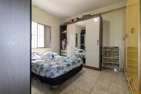 Casa à venda com 195m², 3 quartos e 2 vagasQuarto 1