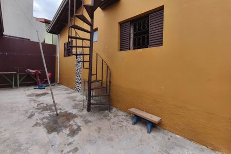 Casa à venda com 201m², 3 quartos e 3 vagasQuintal