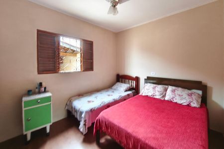 Casa à venda com 201m², 3 quartos e 3 vagasQuarto 2