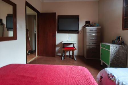 Casa à venda com 201m², 3 quartos e 3 vagasQuarto 2