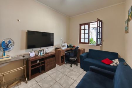 Casa à venda com 201m², 3 quartos e 3 vagasSala