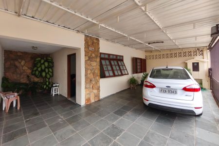 Casa à venda com 201m², 3 quartos e 3 vagasQuintal - Garagem