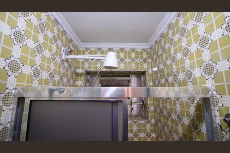 Casa à venda com 100m², 2 quartos e 1 vaga Casa à venda com 100m², 2 quartos e 1 vagaBanheiro 2